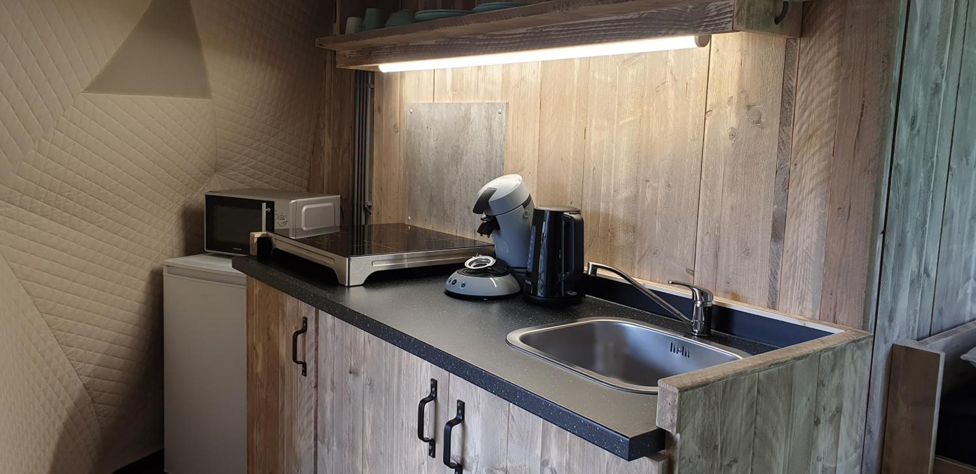 Camping De Reeenwissel Hoogersmilde Zimmer foto